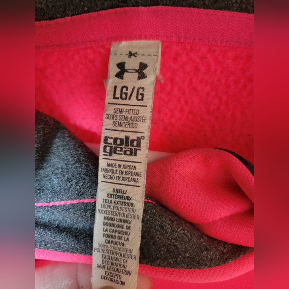 Womens used Under Armour Hoodie Sweatshirt size Large breast cancer addition - Picture 5 of 5